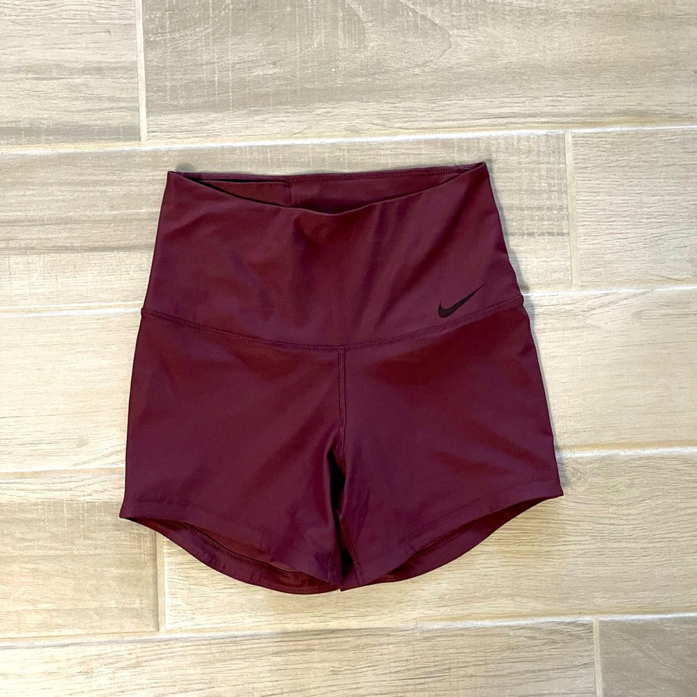 Small Maroon Nike Sculpt Training Tight Short